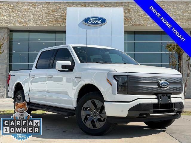 2023 Ford F-150 Lightning Lariat