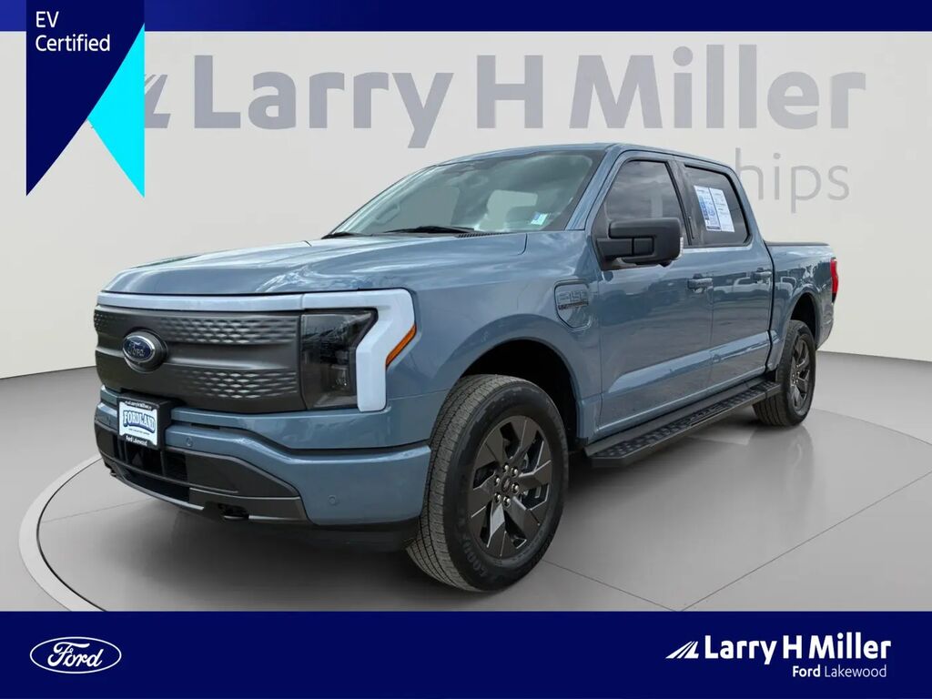 2023 Ford F-150 Lightning XLT — photo 1 of 13