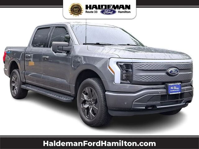 2023 Ford F-150 Lightning XLT