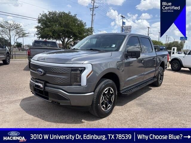 2023 Ford F-150 Lightning XLT — photo 1 of 13