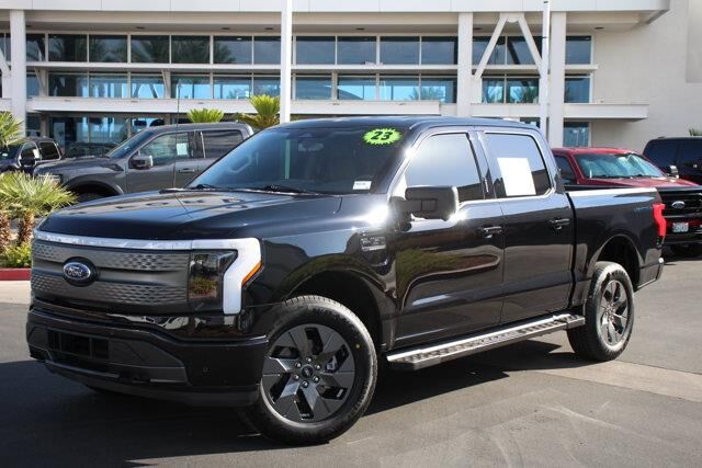 2023 Ford F-150 Lightning XLT