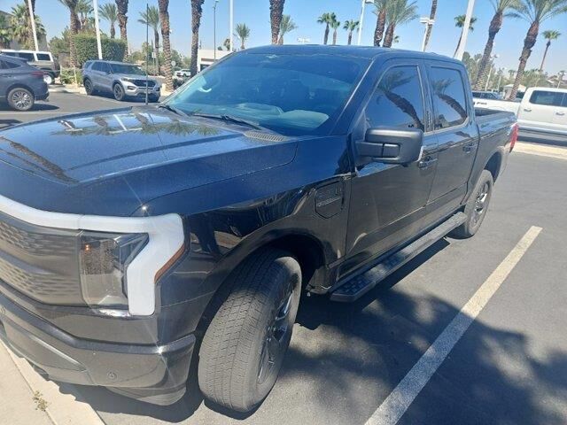 2023 Ford F-150 Lightning XLT