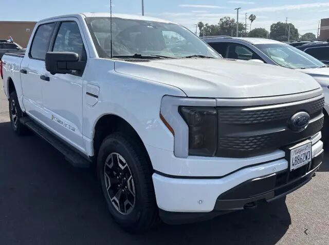2022 Ford F-150 Lightning XLT