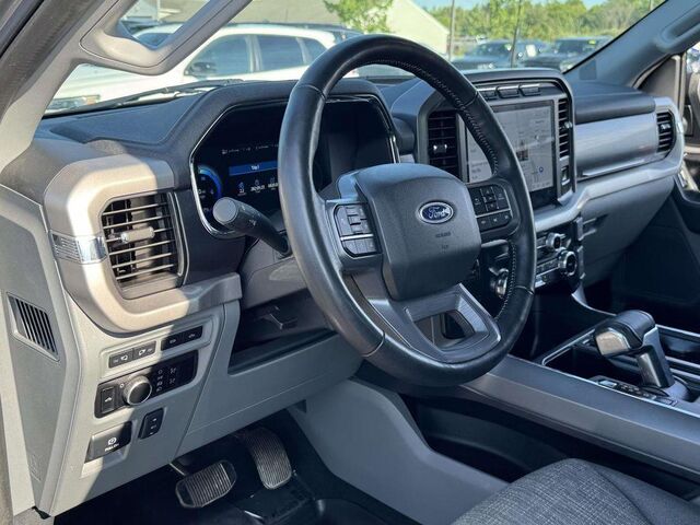 2023 Ford F-150 Lightning XLT