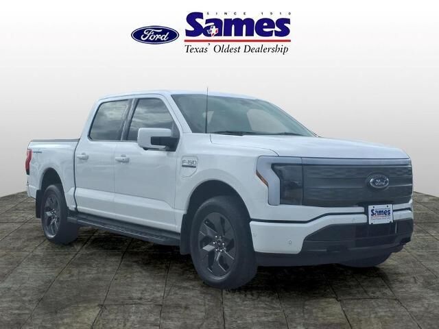 2023 Ford F-150 Lightning Lariat