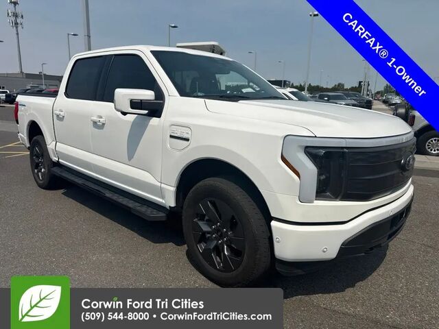 2022 Ford F-150 Lightning Lariat