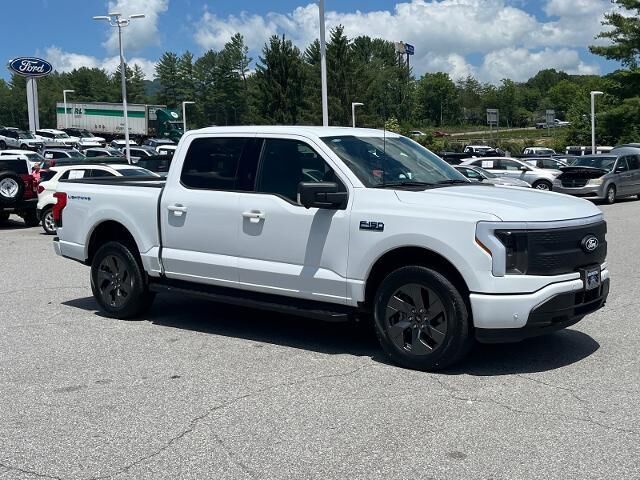 2024 Ford F-150 Lightning Flash — photo 1 of 13