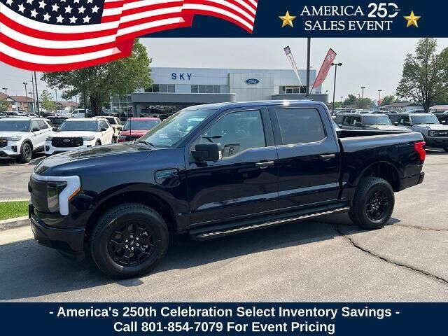 2025 Ford F-150 Lightning XLT