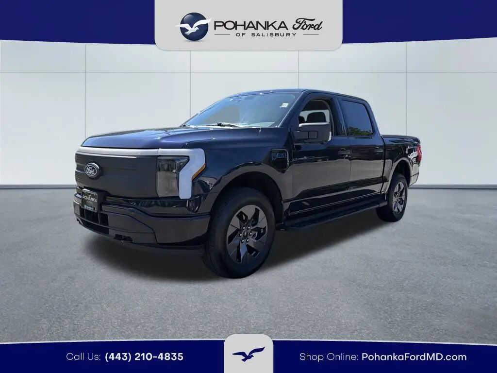 2024 Ford F-150 Lightning XLT — photo 1 of 13