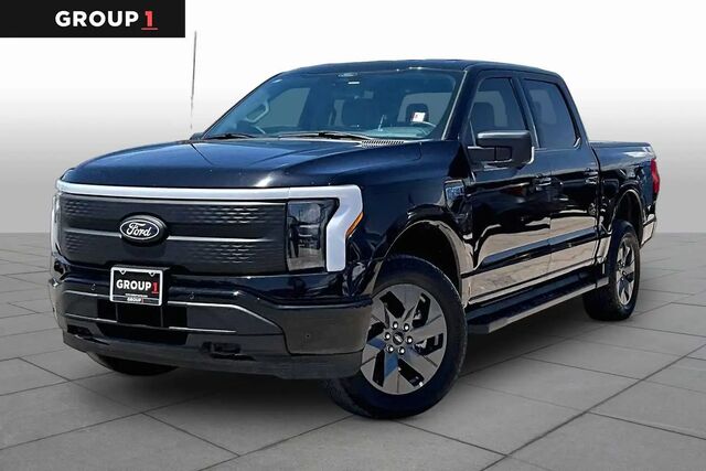 2025 Ford F-150 Lightning Flash
