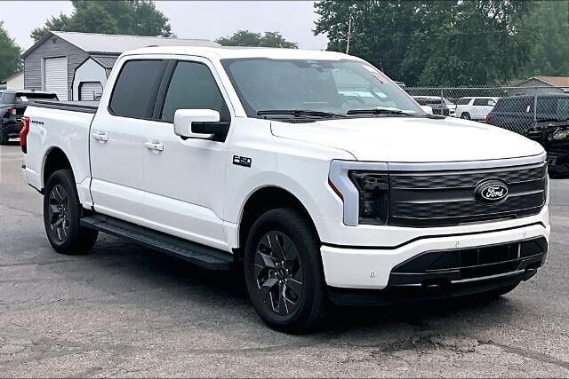 2025 Ford F-150 Lightning Lariat