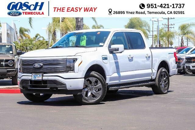 2025 Ford F-150 Lightning Lariat