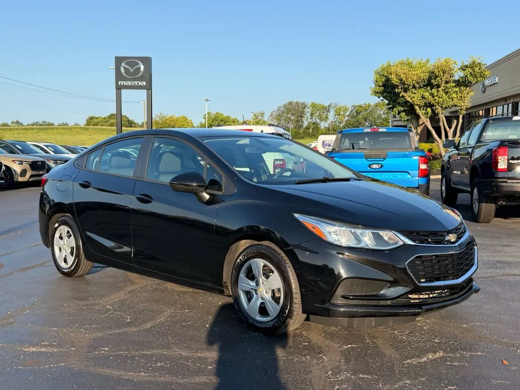 2018 Chevrolet Cruze LS Auto