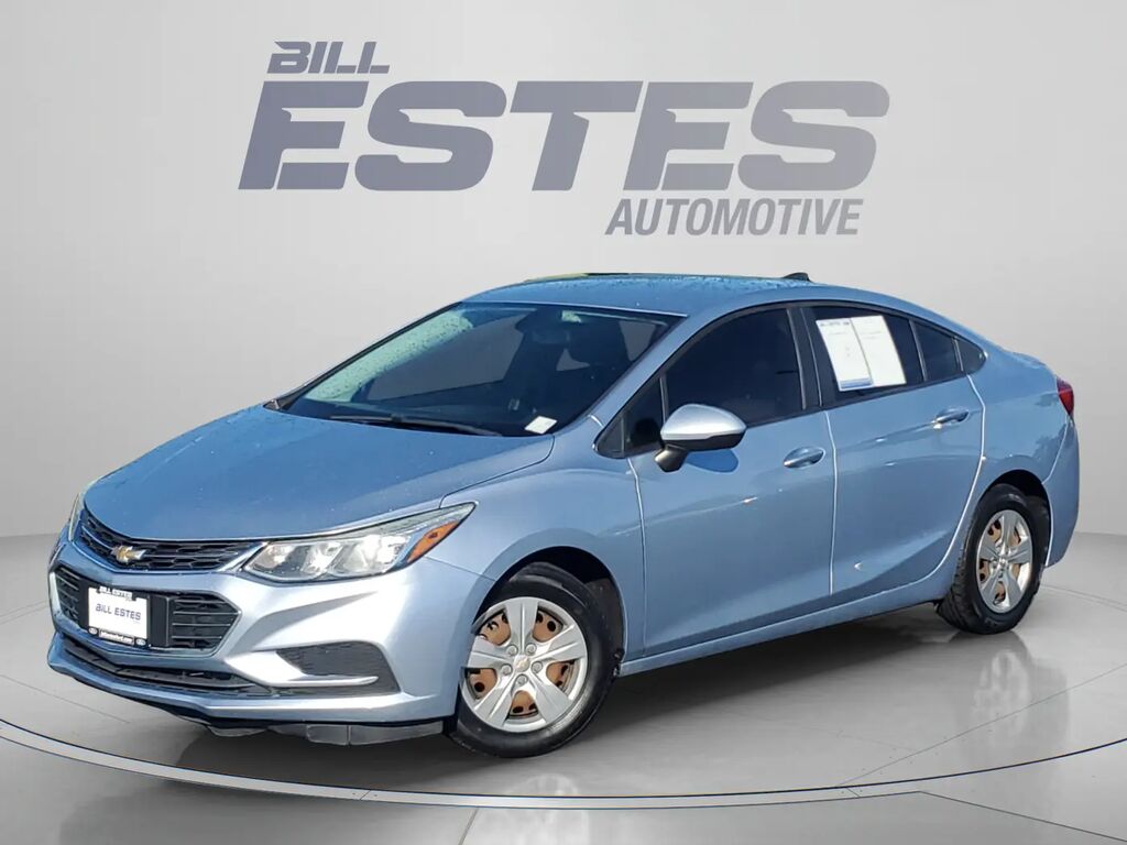 2018 Chevrolet Cruze LS Auto — photo 1 of 13