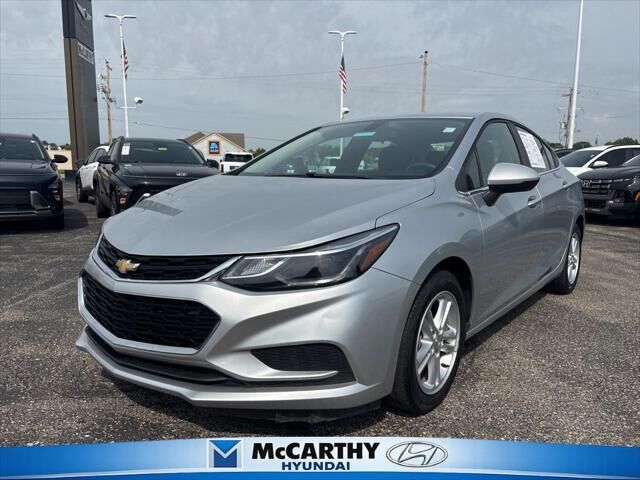 2017 Chevrolet Cruze LT Auto