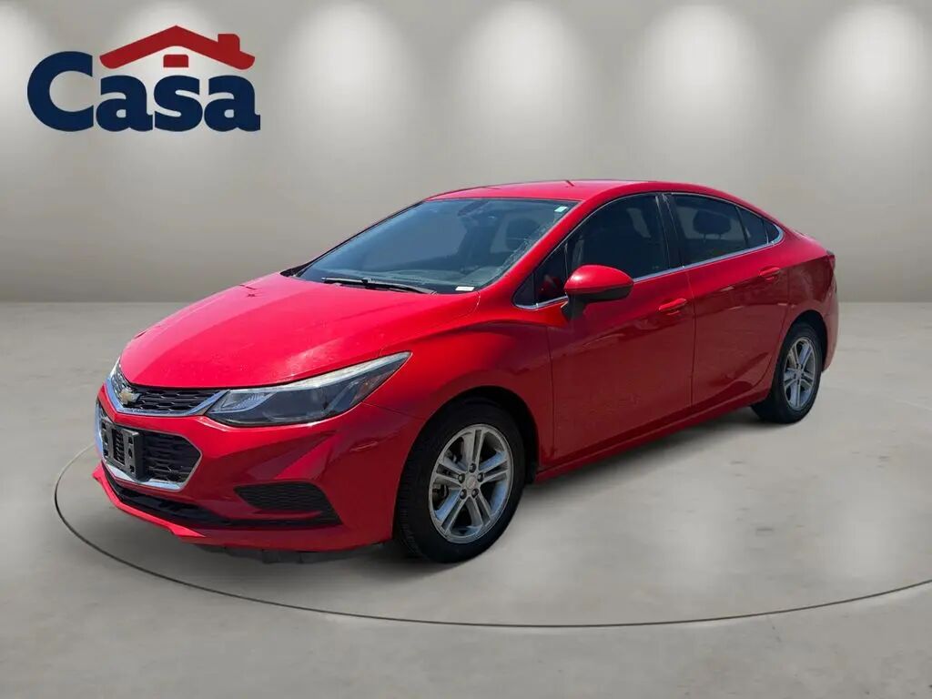 2017 Chevrolet Cruze LT Auto — photo 1 of 13