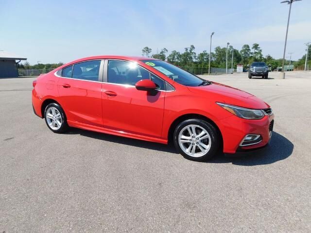 2017 Chevrolet Cruze LT Auto