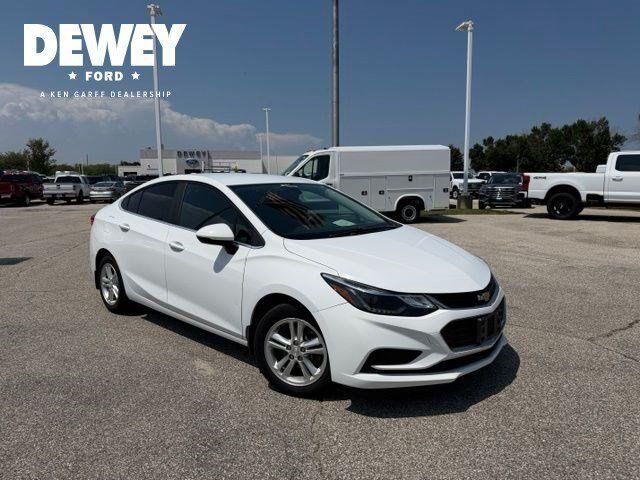 2017 Chevrolet Cruze LT Auto