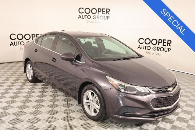 2017 Chevrolet Cruze LT Auto