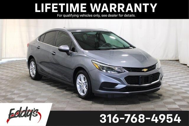 2018 Chevrolet Cruze LT Diesel Manual — photo 1 of 13