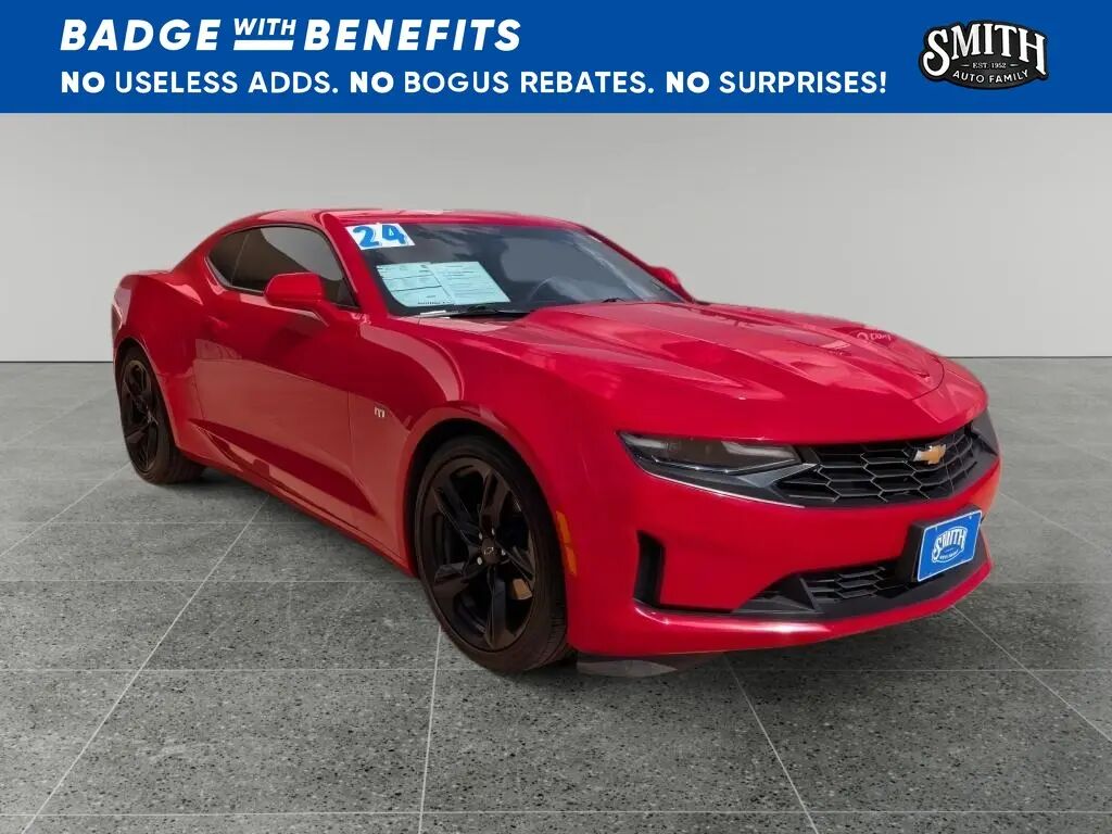2024 Chevrolet Camaro LT — photo 1 of 12