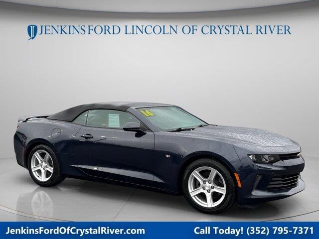 2016 Chevrolet Camaro LT — photo 1 of 13