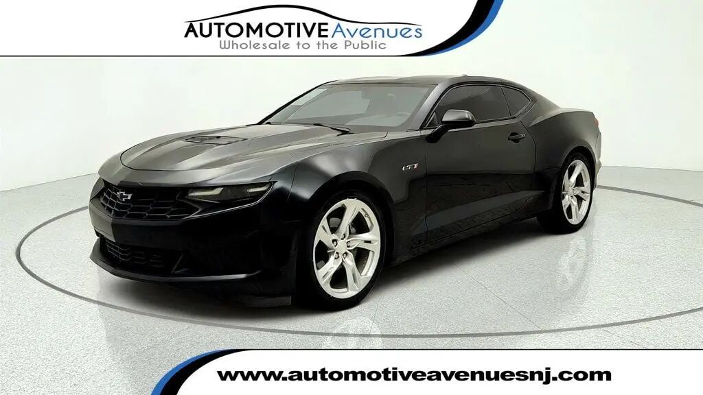2020 Chevrolet Camaro SS — photo 1 of 13