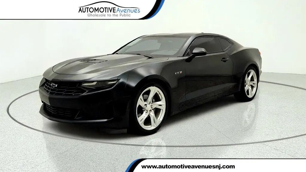 2020 Chevrolet Camaro SS — photo 1 of 13