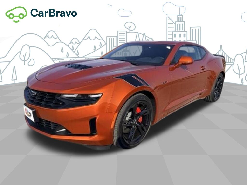 2023 Chevrolet Camaro LT1 — photo 1 of 7