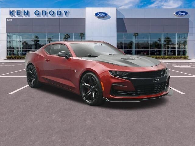 2019 Chevrolet Camaro SS — photo 1 of 13