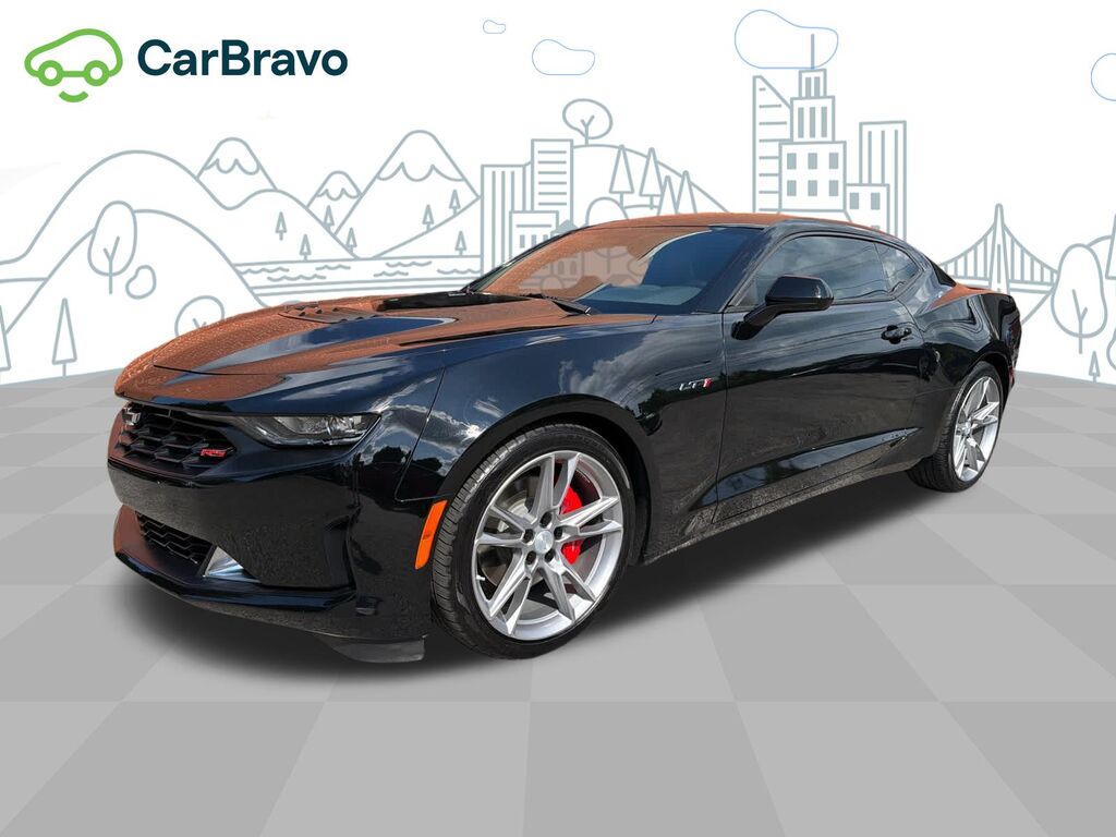 2022 Chevrolet Camaro LT1 — photo 1 of 7