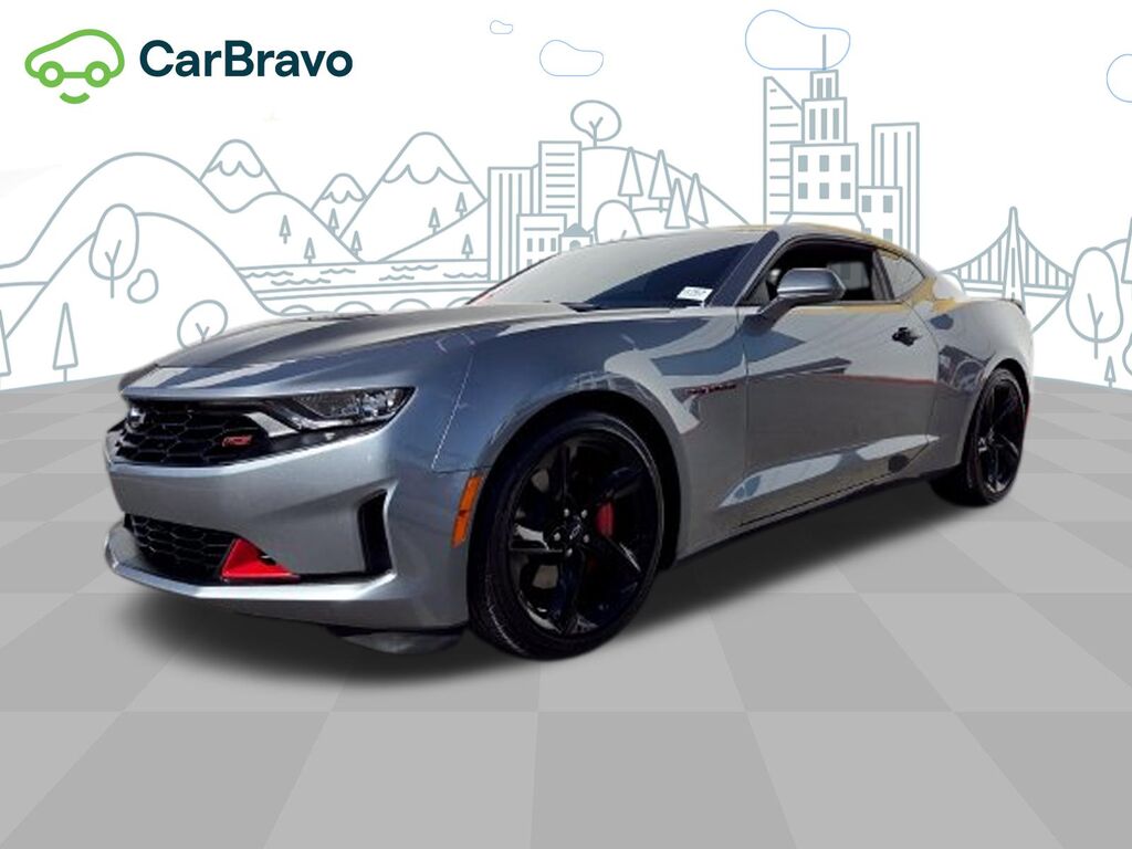 2021 Chevrolet Camaro LT1 — photo 1 of 7