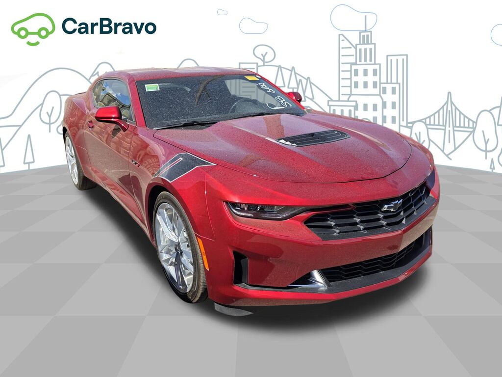 2021 Chevrolet Camaro LT1 — photo 1 of 7