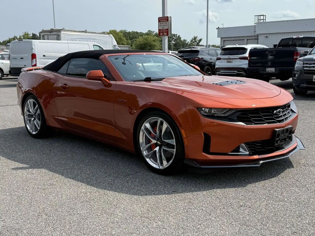 2023 Chevrolet Camaro LT1 — photo 1 of 14