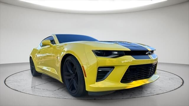 2017 Chevrolet Camaro SS — photo 1 of 13