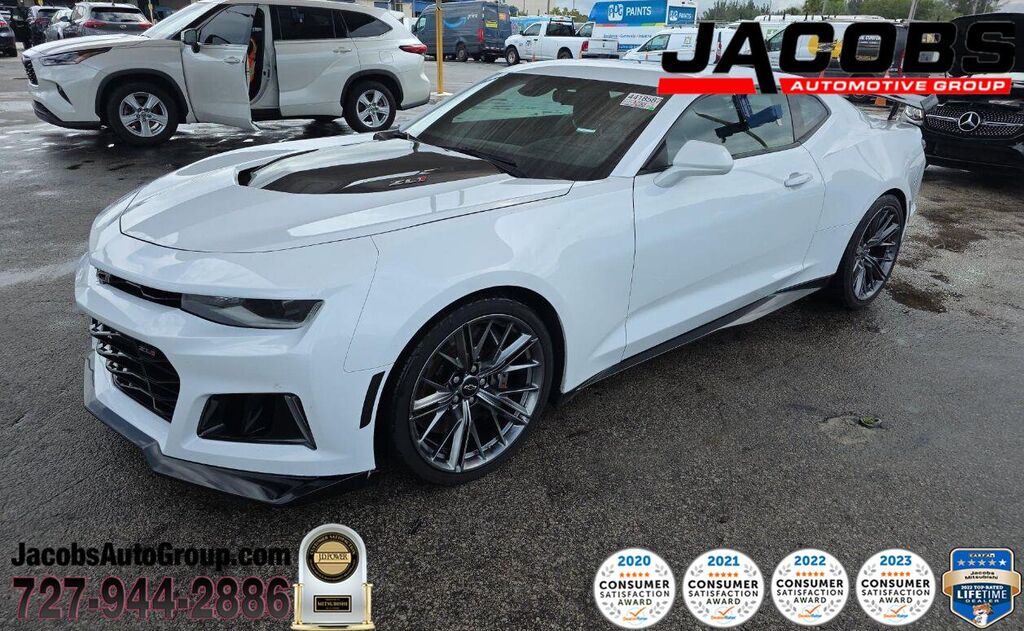 2023 Chevrolet Camaro ZL1 — photo 1 of 13