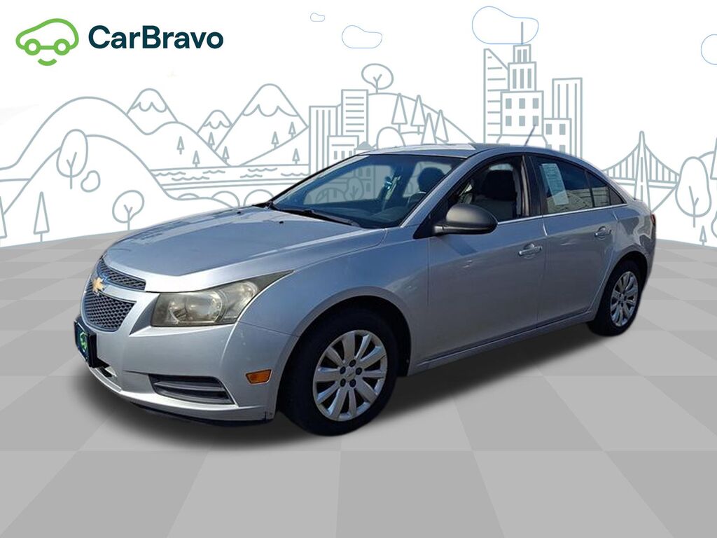 2011 Chevrolet Cruze LS — photo 1 of 6