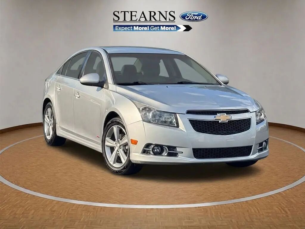 2014 Chevrolet Cruze 2LT Manual — photo 1 of 13