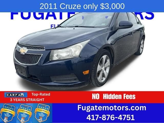 2011 Chevrolet Cruze LT — photo 1 of 12