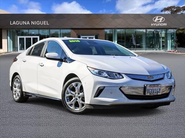 2018 Chevrolet Volt Premier — photo 1 of 3
