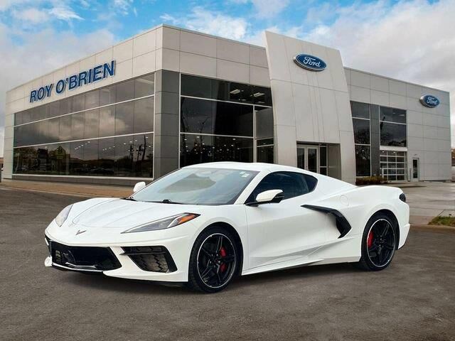 2025 Chevrolet Corvette Stingray — photo 1 of 13