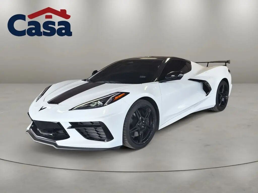 2024 Chevrolet Corvette Stingray — photo 1 of 17