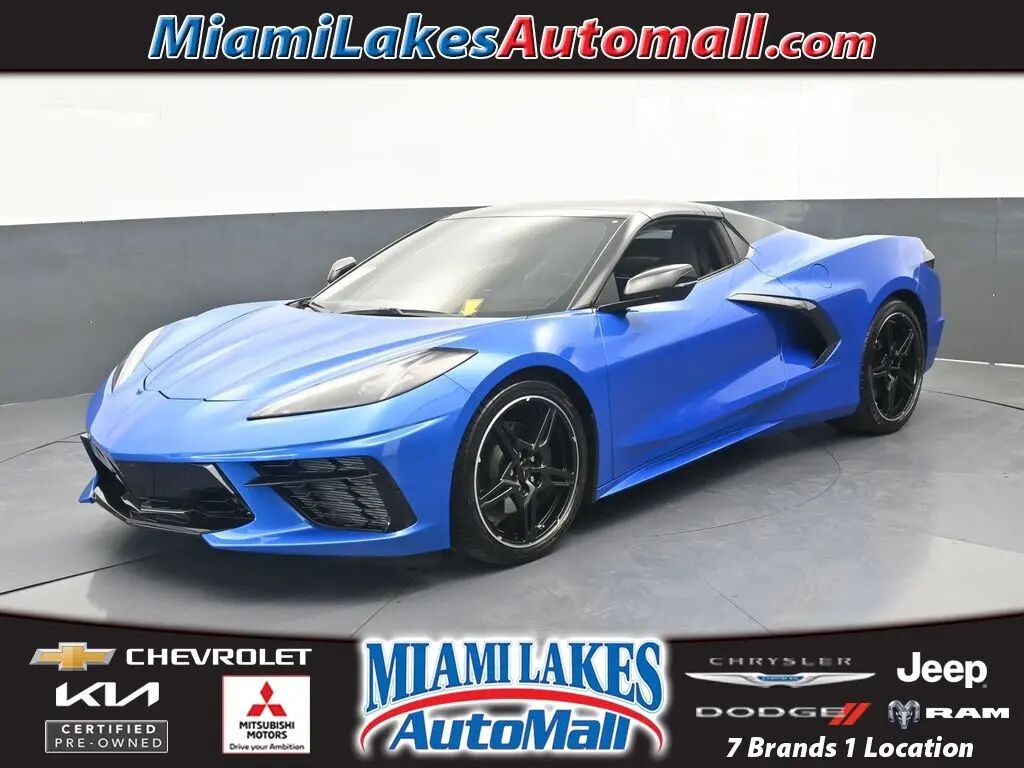 2024 Chevrolet Corvette Stingray — photo 1 of 13