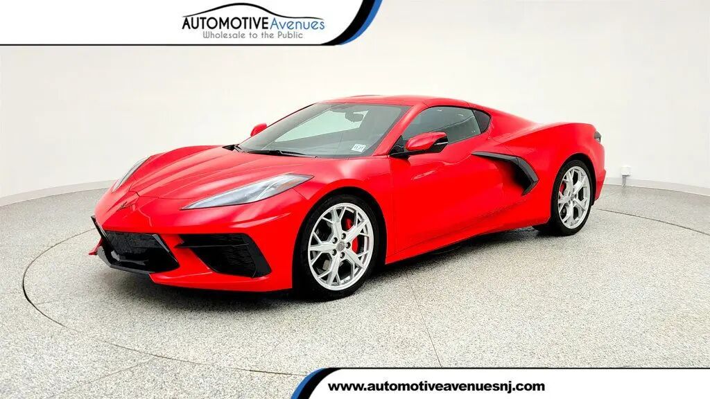 2022 Chevrolet Corvette Stingray — photo 1 of 13