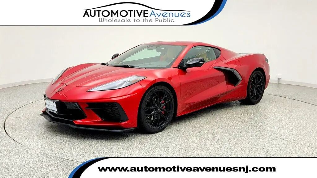 2025 Chevrolet Corvette Stingray — photo 1 of 13