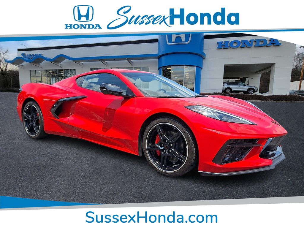 2024 Chevrolet Corvette Stingray — photo 1 of 13