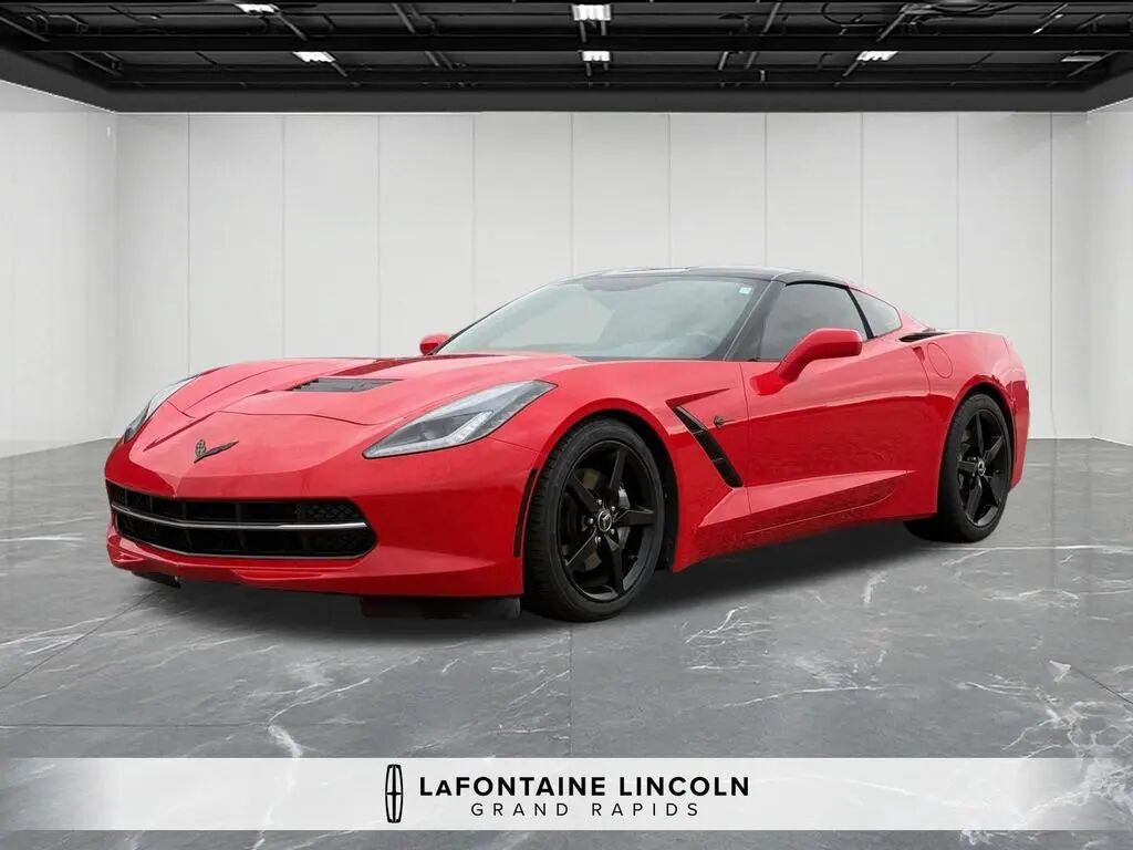 2015 Chevrolet Corvette Stingray — photo 1 of 13