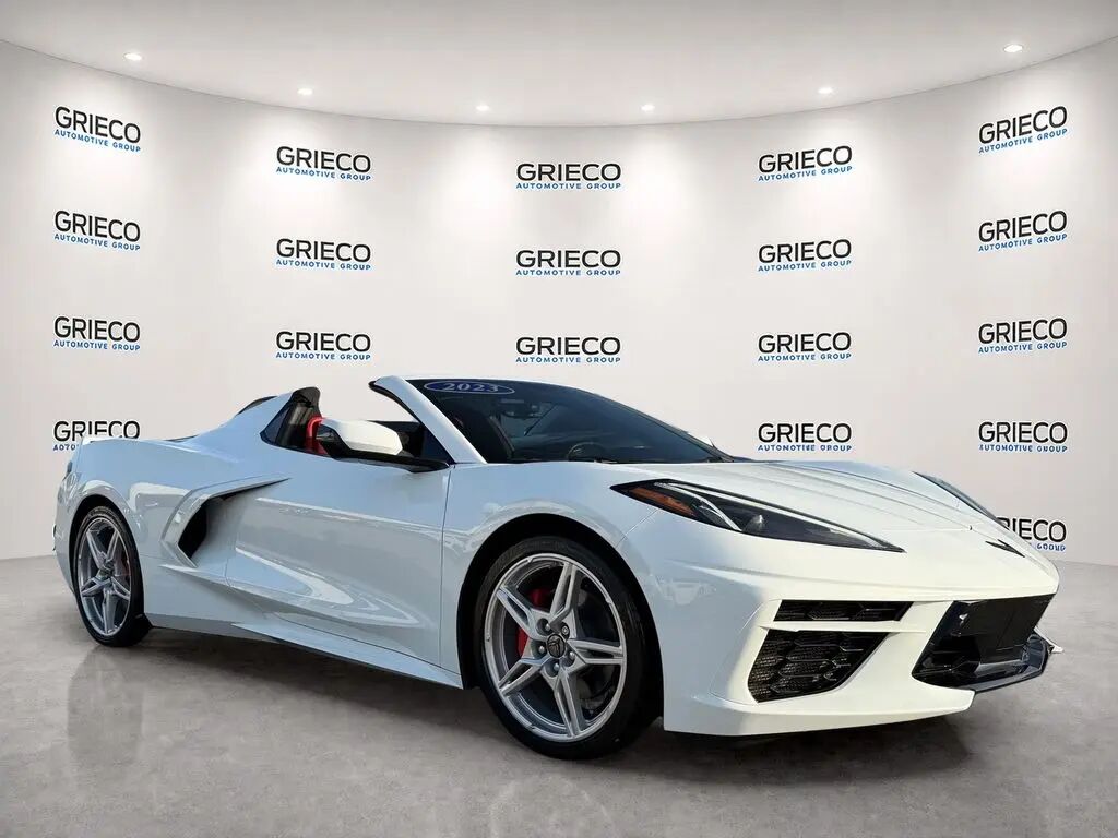 2023 Chevrolet Corvette Stingray — photo 1 of 13