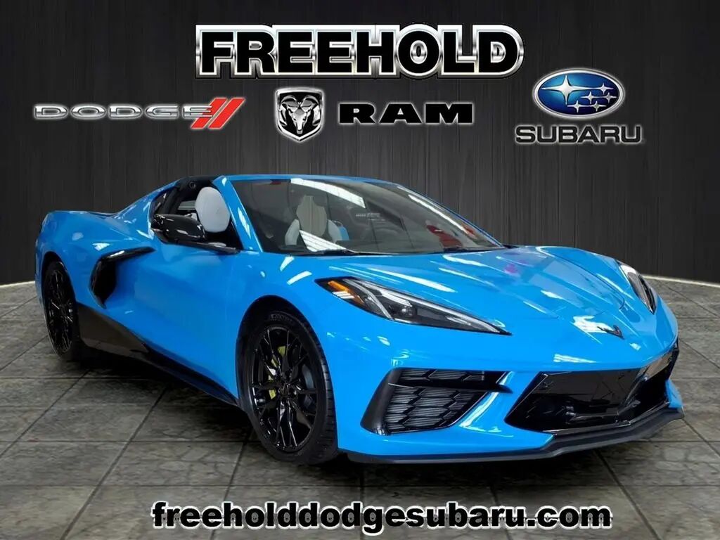 2023 Chevrolet Corvette Stingray — photo 1 of 13