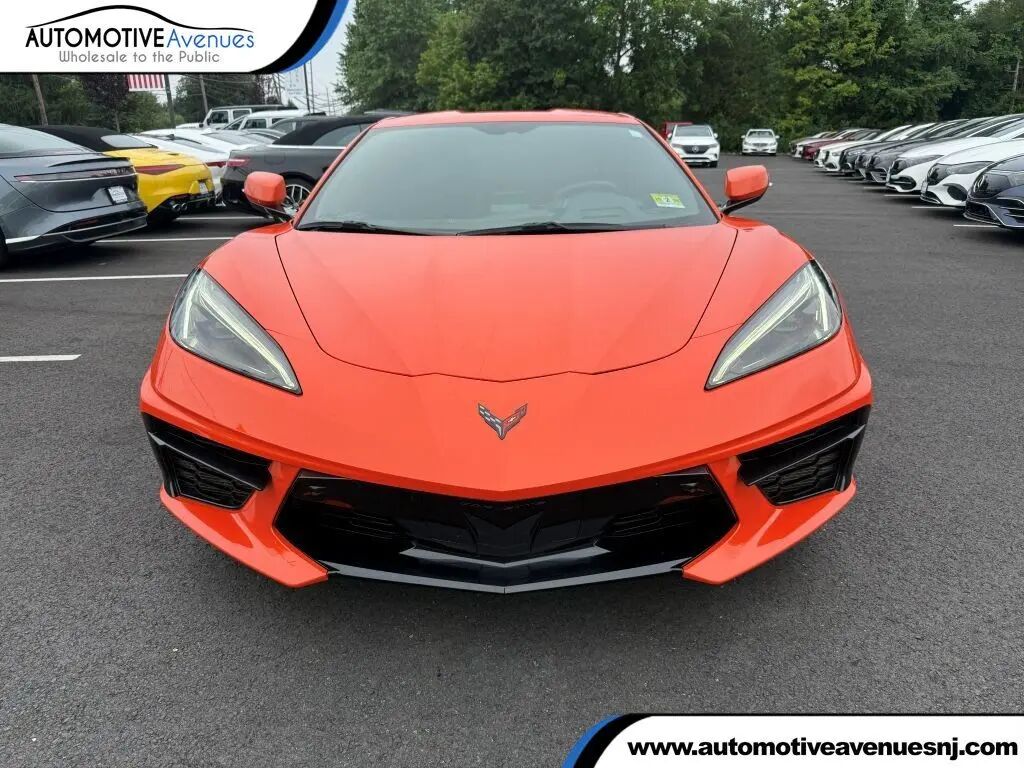 2021 Chevrolet Corvette Stingray — photo 1 of 13